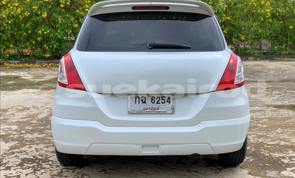 ซื้อ รถมือสอง Suzuki Swift ขาว รถยนต์ ใน %{เมือง} ใน กรุงเทพมหานคร ซื้อ รถมือสอง Suzuki Swift ขาว รถยนต์ ใน %{เมือง} ใน กรุงเทพมหานคร