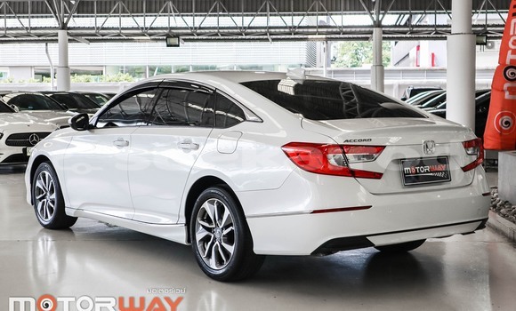 Buy Used Honda Accord White Car in Bangkok in Bangkok Buy Used Honda Accord White Car in Bangkok in Bangkok