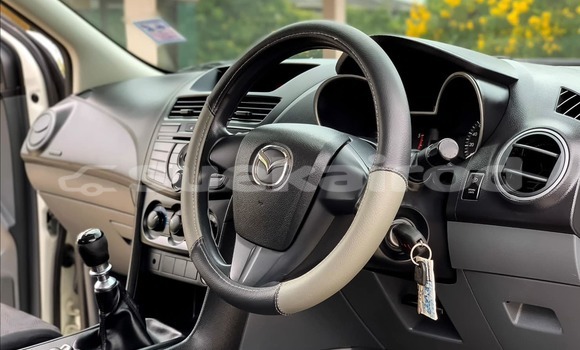 ซื้อ รถมือสอง Mazda BT-50 ขาว รถยนต์ ใน %{เมือง} ใน กรุงเทพมหานคร ซื้อ รถมือสอง Mazda BT-50 ขาว รถยนต์ ใน %{เมือง} ใน กรุงเทพมหานคร