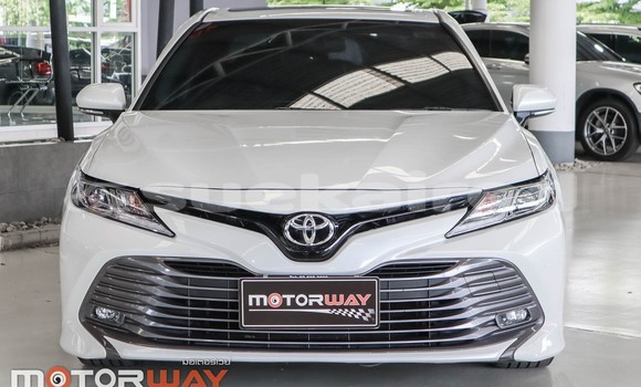 Buy Used Toyota Camry White Car in Bangkok in Bangkok Buy Used Toyota Camry White Car in Bangkok in Bangkok