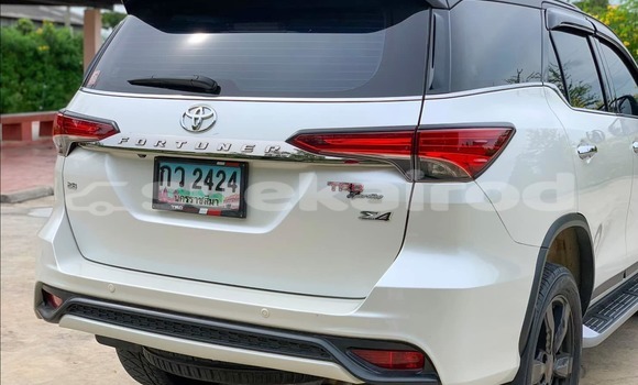 ซื้อ รถมือสอง Toyota Fortuner ขาว รถยนต์ ใน %{เมือง} ใน กรุงเทพมหานคร ซื้อ รถมือสอง Toyota Fortuner ขาว รถยนต์ ใน %{เมือง} ใน กรุงเทพมหานคร