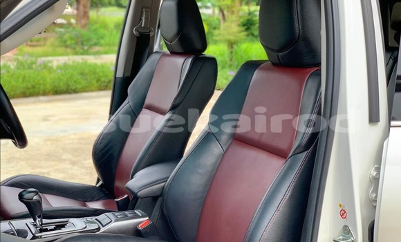 ซื้อ รถมือสอง Toyota Fortuner ขาว รถยนต์ ใน %{เมือง} ใน กรุงเทพมหานคร ซื้อ รถมือสอง Toyota Fortuner ขาว รถยนต์ ใน %{เมือง} ใน กรุงเทพมหานคร