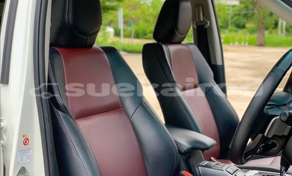 ซื้อ รถมือสอง Toyota Fortuner ขาว รถยนต์ ใน %{เมือง} ใน กรุงเทพมหานคร ซื้อ รถมือสอง Toyota Fortuner ขาว รถยนต์ ใน %{เมือง} ใน กรุงเทพมหานคร