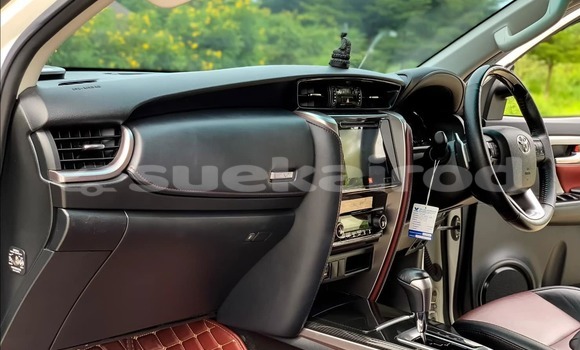 ซื้อ รถมือสอง Toyota Fortuner ขาว รถยนต์ ใน %{เมือง} ใน กรุงเทพมหานคร ซื้อ รถมือสอง Toyota Fortuner ขาว รถยนต์ ใน %{เมือง} ใน กรุงเทพมหานคร