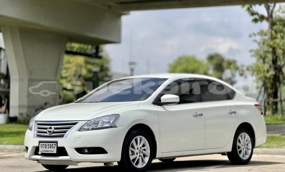 Buy Used Nissan SYLPHY White Car in Bangkok in Bangkok