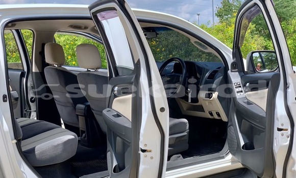 ซื้อ รถมือสอง Chevrolet Colorado ขาว รถยนต์ ใน %{เมือง} ใน กรุงเทพมหานคร ซื้อ รถมือสอง Chevrolet Colorado ขาว รถยนต์ ใน %{เมือง} ใน กรุงเทพมหานคร