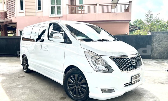 ซื้อ รถมือสอง Hyundai H1 ขาว รถยนต์ ใน %{เมือง} ใน กรุงเทพมหานคร ซื้อ รถมือสอง Hyundai H1 ขาว รถยนต์ ใน %{เมือง} ใน กรุงเทพมหานคร