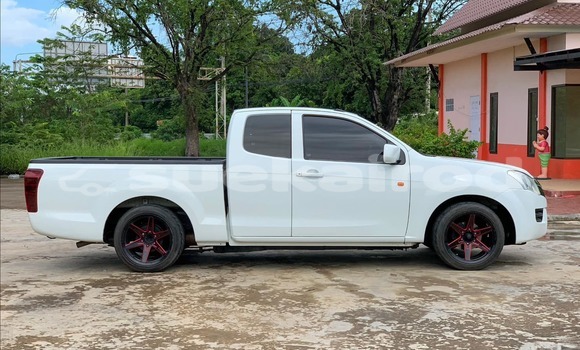 ซื้อ รถมือสอง Isuzu D-Max ขาว รถยนต์ ใน %{เมือง} ใน กรุงเทพมหานคร ซื้อ รถมือสอง Isuzu D-Max ขาว รถยนต์ ใน %{เมือง} ใน กรุงเทพมหานคร