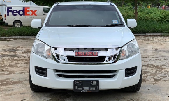 ซื้อ รถมือสอง Isuzu D-Max ขาว รถยนต์ ใน %{เมือง} ใน กรุงเทพมหานคร ซื้อ รถมือสอง Isuzu D-Max ขาว รถยนต์ ใน %{เมือง} ใน กรุงเทพมหานคร