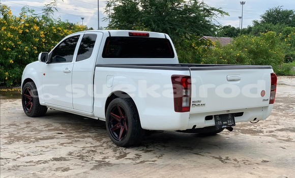 ซื้อ รถมือสอง Isuzu D-Max ขาว รถยนต์ ใน %{เมือง} ใน กรุงเทพมหานคร ซื้อ รถมือสอง Isuzu D-Max ขาว รถยนต์ ใน %{เมือง} ใน กรุงเทพมหานคร