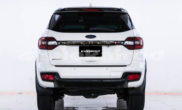 Buy Used Ford Everest White Car in Bangkok in Bangkok Buy Used Ford Everest White Car in Bangkok in Bangkok