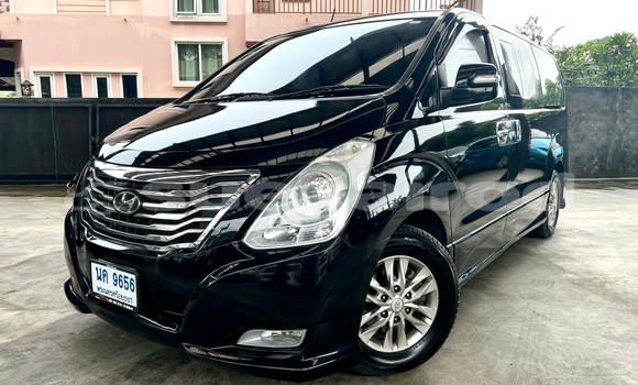 Buy Used Hyundai H1 Black Car in Bangkok in Bangkok