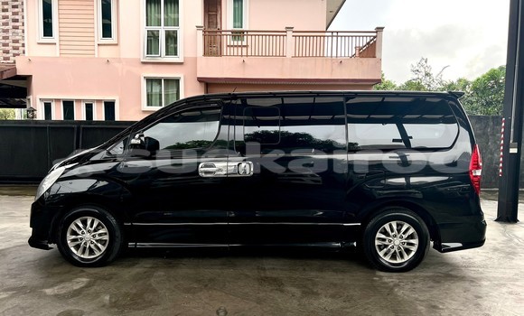 ซื้อ รถมือสอง Hyundai H1 สีดำ รถยนต์ ใน %{เมือง} ใน กรุงเทพมหานคร ซื้อ รถมือสอง Hyundai H1 สีดำ รถยนต์ ใน %{เมือง} ใน กรุงเทพมหานคร