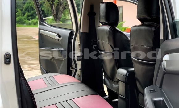 ซื้อ รถมือสอง Isuzu D-Max ขาว รถยนต์ ใน %{เมือง} ใน กรุงเทพมหานคร ซื้อ รถมือสอง Isuzu D-Max ขาว รถยนต์ ใน %{เมือง} ใน กรุงเทพมหานคร