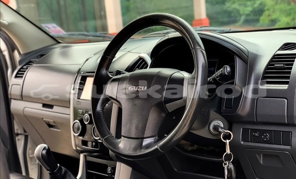 ซื้อ รถมือสอง Isuzu D-Max ขาว รถยนต์ ใน %{เมือง} ใน กรุงเทพมหานคร ซื้อ รถมือสอง Isuzu D-Max ขาว รถยนต์ ใน %{เมือง} ใน กรุงเทพมหานคร