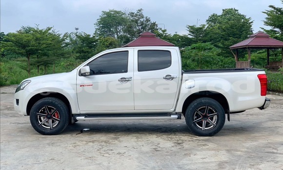 ซื้อ รถมือสอง Isuzu D-Max ขาว รถยนต์ ใน %{เมือง} ใน กรุงเทพมหานคร ซื้อ รถมือสอง Isuzu D-Max ขาว รถยนต์ ใน %{เมือง} ใน กรุงเทพมหานคร