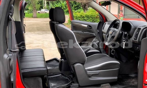 ซื้อ รถมือสอง Chevrolet Colorado สีแดง รถยนต์ ใน %{เมือง} ใน กรุงเทพมหานคร ซื้อ รถมือสอง Chevrolet Colorado สีแดง รถยนต์ ใน %{เมือง} ใน กรุงเทพมหานคร