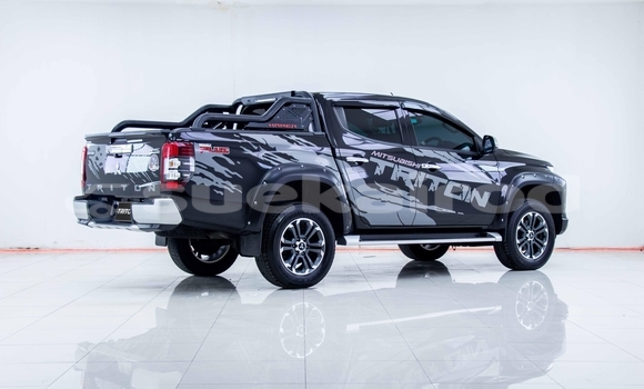 ซื้อ รถมือสอง Mitsubishi Triton สีดำ รถยนต์ ใน %{เมือง} ใน กรุงเทพมหานคร ซื้อ รถมือสอง Mitsubishi Triton สีดำ รถยนต์ ใน %{เมือง} ใน กรุงเทพมหานคร