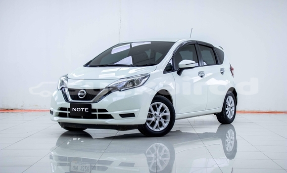 Buy Used Nissan Note White Car in Bangkok in Bangkok