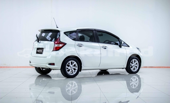 Buy Used Nissan Note White Car in Bangkok in Bangkok Buy Used Nissan Note White Car in Bangkok in Bangkok