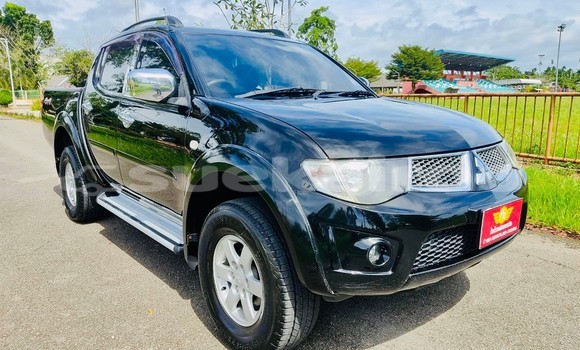 Buy Used Mitsubishi Triton Black Car in Bangkok in Bangkok