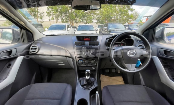 ซื้อ รถมือสอง Mazda BT-50 เงิน รถยนต์ ใน %{เมือง} ใน กรุงเทพมหานคร ซื้อ รถมือสอง Mazda BT-50 เงิน รถยนต์ ใน %{เมือง} ใน กรุงเทพมหานคร