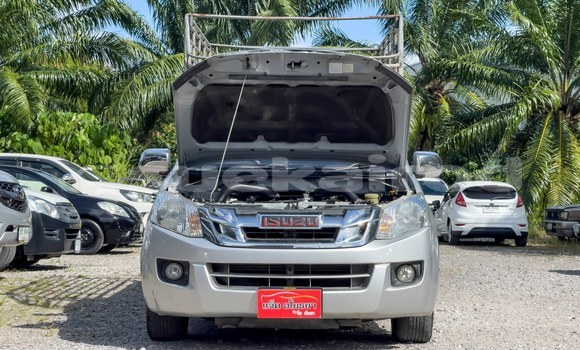 Buy Used Isuzu D–MAX Silver Car in Bangkok in Bangkok Buy Used Isuzu D–MAX Silver Car in Bangkok in Bangkok