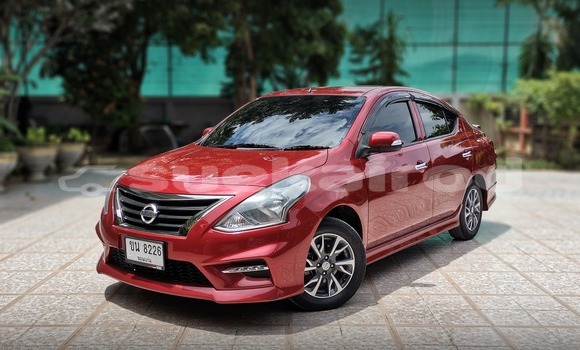 ซื้อ รถมือสอง Nissan Almera สีแดง รถยนต์ ใน %{เมือง} ใน กรุงเทพมหานคร