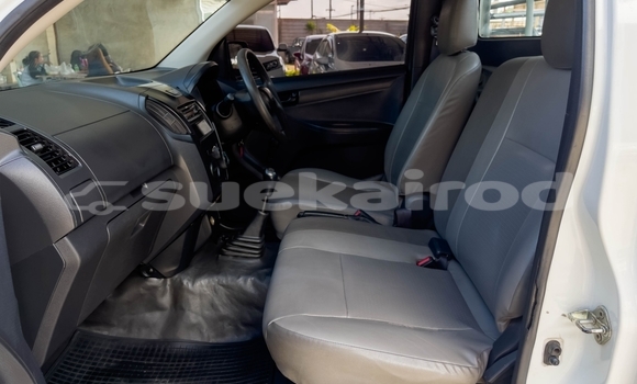 ซื้อ รถมือสอง Isuzu D–MAX ขาว รถยนต์ ใน %{เมือง} ใน กรุงเทพมหานคร ซื้อ รถมือสอง Isuzu D–MAX ขาว รถยนต์ ใน %{เมือง} ใน กรุงเทพมหานคร