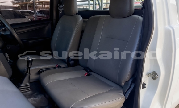 ซื้อ รถมือสอง Isuzu D–MAX ขาว รถยนต์ ใน %{เมือง} ใน กรุงเทพมหานคร ซื้อ รถมือสอง Isuzu D–MAX ขาว รถยนต์ ใน %{เมือง} ใน กรุงเทพมหานคร