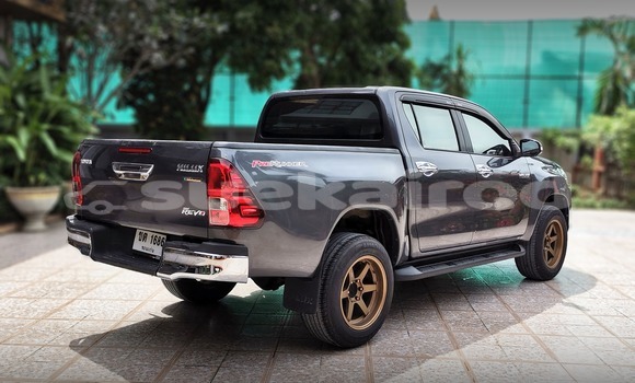 Buy Used Toyota Hiluxe Revo Black Car in Bangkok in Bangkok Buy Used Toyota Hiluxe Revo Black Car in Bangkok in Bangkok