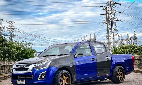 ซื้อ รถมือสอง Isuzu D-Max สีน้ำเงิน รถยนต์ ใน %{เมือง} ใน สมุทรสาคร