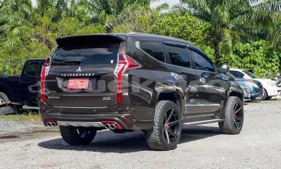 Buy Used Mitsubishi Pajero Sport Brown Car in Bangkok in Bangkok Buy Used Mitsubishi Pajero Sport Brown Car in Bangkok in Bangkok