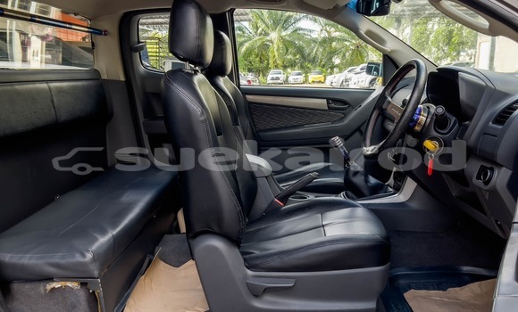 ซื้อ รถมือสอง Chevrolet Colorado สีดำ รถยนต์ ใน %{เมือง} ใน กรุงเทพมหานคร ซื้อ รถมือสอง Chevrolet Colorado สีดำ รถยนต์ ใน %{เมือง} ใน กรุงเทพมหานคร