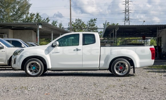 ซื้อ รถมือสอง Isuzu D-max Hi-Lander 2 dr ขาว รถยนต์ ใน %{เมือง} ใน กรุงเทพมหานคร ซื้อ รถมือสอง Isuzu D-max Hi-Lander 2 dr ขาว รถยนต์ ใน %{เมือง} ใน กรุงเทพมหานคร