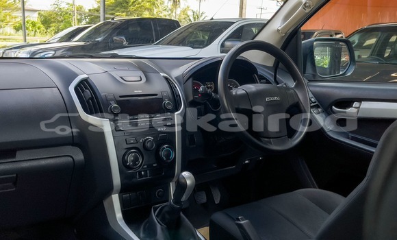 ซื้อ รถมือสอง Isuzu D-max Hi-Lander 2 dr ขาว รถยนต์ ใน %{เมือง} ใน กรุงเทพมหานคร ซื้อ รถมือสอง Isuzu D-max Hi-Lander 2 dr ขาว รถยนต์ ใน %{เมือง} ใน กรุงเทพมหานคร