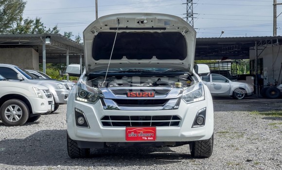 ซื้อ รถมือสอง Isuzu D-max Hi-Lander 2 dr ขาว รถยนต์ ใน %{เมือง} ใน กรุงเทพมหานคร ซื้อ รถมือสอง Isuzu D-max Hi-Lander 2 dr ขาว รถยนต์ ใน %{เมือง} ใน กรุงเทพมหานคร