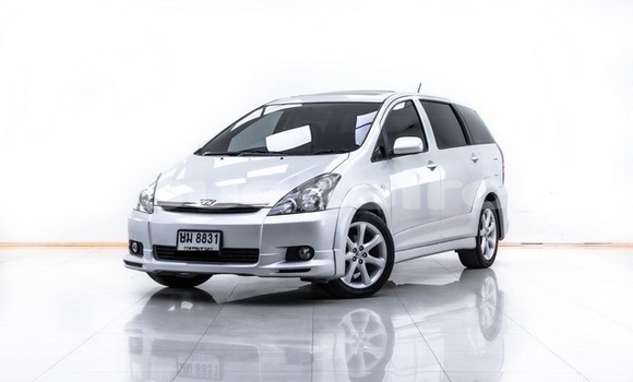 ซื้อ รถมือสอง Toyota Wish อื่น ๆ รถยนต์ ใน %{เมือง} ใน กรุงเทพมหานคร