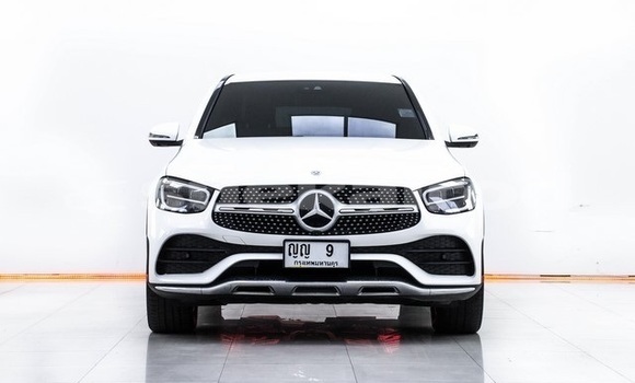 ซื้อ รถมือสอง Mercedes-Benz GLC 250D ขาว รถยนต์ ใน %{เมือง} ใน กรุงเทพมหานคร ซื้อ รถมือสอง Mercedes-Benz GLC 250D ขาว รถยนต์ ใน %{เมือง} ใน กรุงเทพมหานคร