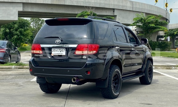 ซื้อ รถมือสอง Toyota Fortuner สีดำ รถยนต์ ใน %{เมือง} ใน กรุงเทพมหานคร ซื้อ รถมือสอง Toyota Fortuner สีดำ รถยนต์ ใน %{เมือง} ใน กรุงเทพมหานคร