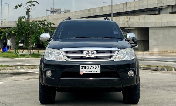 ซื้อ รถมือสอง Toyota Fortuner สีดำ รถยนต์ ใน %{เมือง} ใน กรุงเทพมหานคร ซื้อ รถมือสอง Toyota Fortuner สีดำ รถยนต์ ใน %{เมือง} ใน กรุงเทพมหานคร