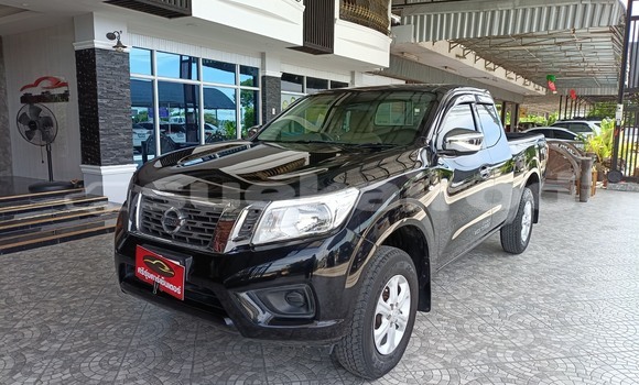 ซื้อ รถมือสอง Nissan Navara สีดำ รถยนต์ ใน %{เมือง} ใน ยโสธร