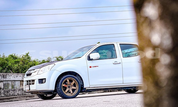 ซื้อ รถมือสอง Isuzu D-Max ขาว รถยนต์ ใน %{เมือง} ใน สมุทรสาคร ซื้อ รถมือสอง Isuzu D-Max ขาว รถยนต์ ใน %{เมือง} ใน สมุทรสาคร