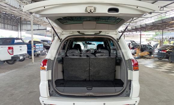 Buy Used Mitsubishi Pajero Sport White Car in Yasothon in Yasothon Buy Used Mitsubishi Pajero Sport White Car in Yasothon in Yasothon