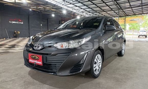ซื้อ รถมือสอง Toyota Yaris Ativ อื่น ๆ รถยนต์ ใน %{เมือง} ใน ยโสธร