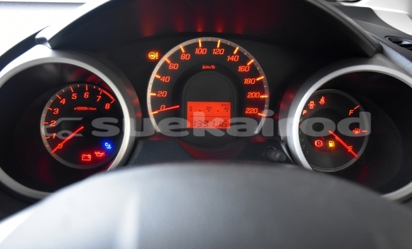 Buy Used Honda Jazz White Car in Yasothon in Yasothon Buy Used Honda Jazz White Car in Yasothon in Yasothon