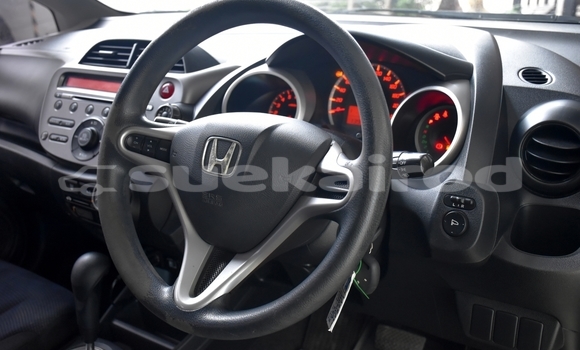 Buy Used Honda Jazz White Car in Yasothon in Yasothon Buy Used Honda Jazz White Car in Yasothon in Yasothon