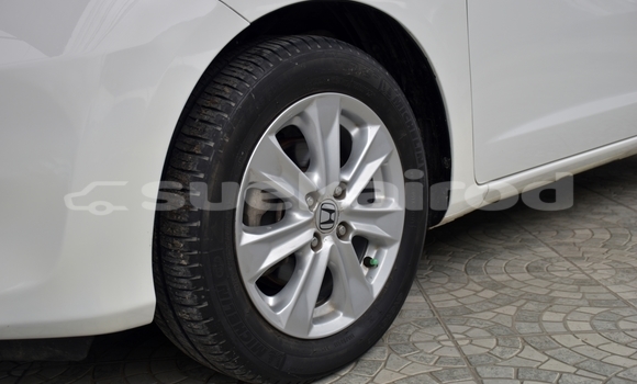 Buy Used Honda Jazz White Car in Yasothon in Yasothon Buy Used Honda Jazz White Car in Yasothon in Yasothon