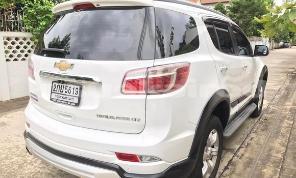 ซื้อ รถมือสอง Chevrolet TrailBlazer ขาว รถยนต์ ใน %{เมือง} ใน กรุงเทพมหานคร ซื้อ รถมือสอง Chevrolet TrailBlazer ขาว รถยนต์ ใน %{เมือง} ใน กรุงเทพมหานคร