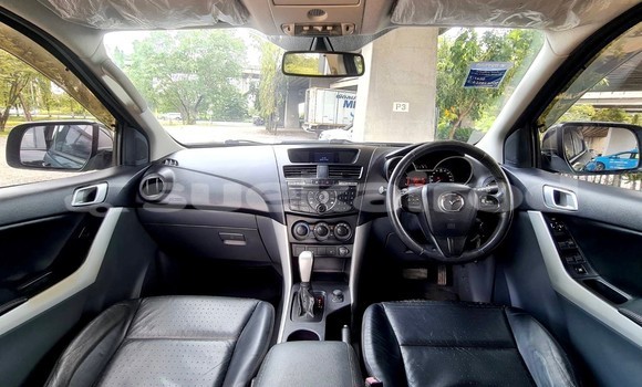 ซื้อ รถมือสอง Mazda BT-50 สีดำ รถยนต์ ใน %{เมือง} ใน กรุงเทพมหานคร ซื้อ รถมือสอง Mazda BT-50 สีดำ รถยนต์ ใน %{เมือง} ใน กรุงเทพมหานคร